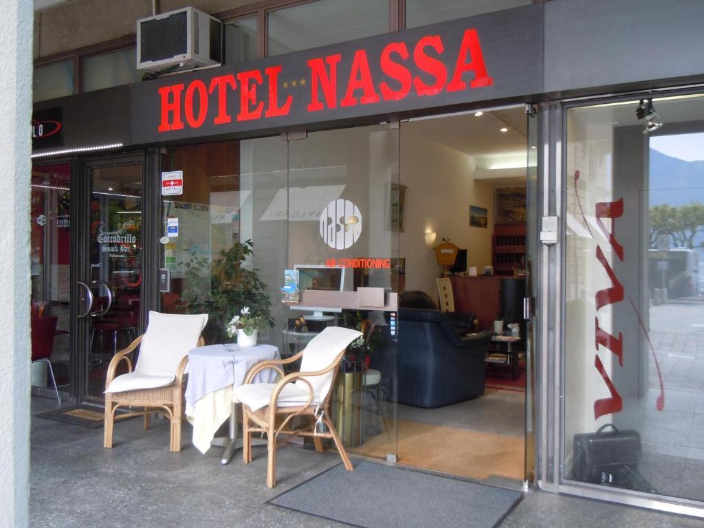 ホテル ナッサ ガルニ ルガーノ エクステリア 写真